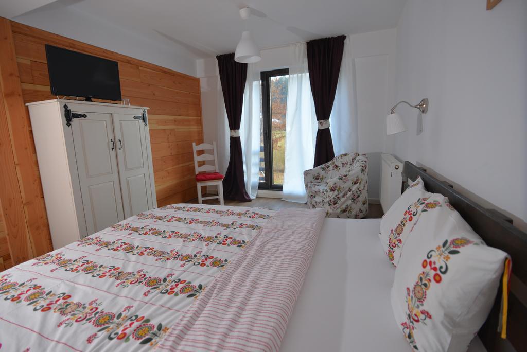 Talhaus Hotel วีเชวเดสซุส ภายนอก รูปภาพ